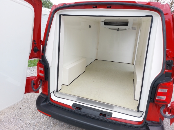 Volkswagen Transporter 2.0 TDI HLADILNIK ZAMRZOVALNIK do -20 stopinj //ATP-FRCX PHARMA certifikat